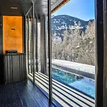 Mont Avic Aparthotel