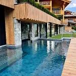 Aparthotel Mont Avic