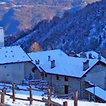 Mont Avic Aparthotel 3*