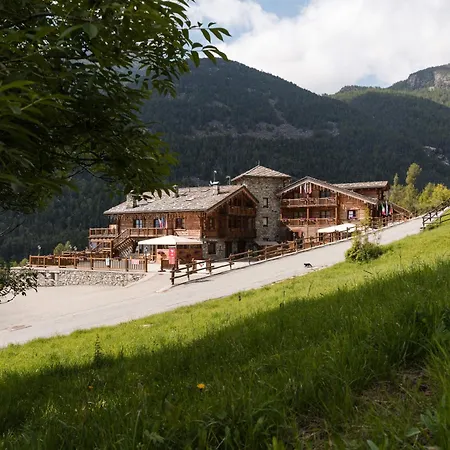 Mont Avic Apart-hotel Champdepraz