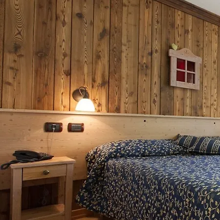 Silou Retreat Szálloda 3*