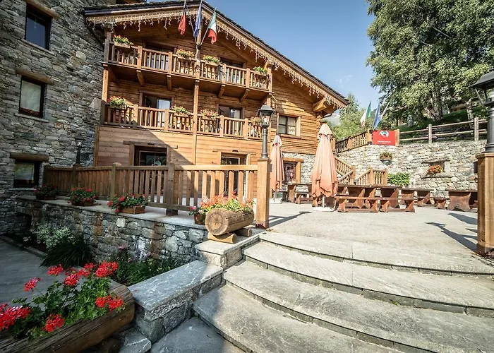 Апарт-отель Mont Avic